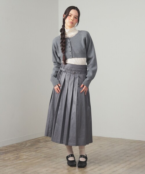 Ray BEAMS(レイビームス)の「クロップド クルーネック カーディガン(カーディガン/ボレロ・レディース・ダークブラウン/シルバー・ONE SIZE)」の8枚目の写真