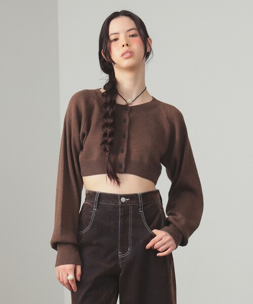 Ray BEAMS(レイビームス)の「クロップド クルーネック カーディガン(カーディガン/ボレロ・レディース・ダークブラウン/シルバー・ONE SIZE)」の14枚目の写真