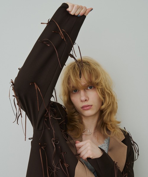 LA BELLE ETUDE（ラベルエチュード）の「many ribbon jacket（テーラードジャケット・レディース・ブラウン/アイボリー/ブラック・0/1）」の21枚目の写真
