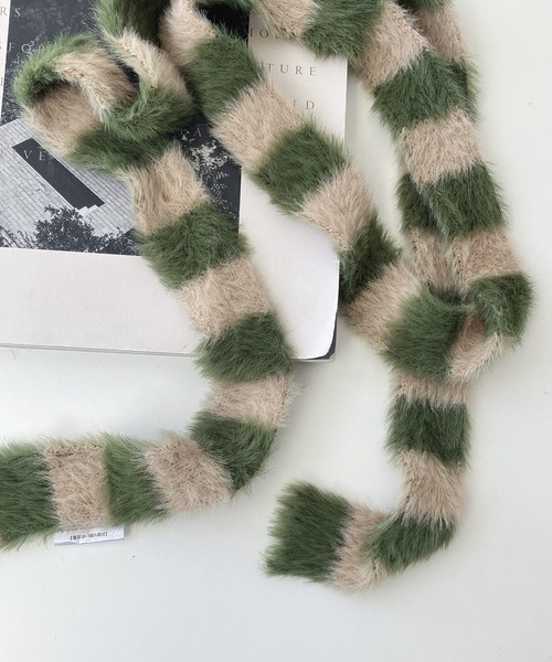 AS KNOW AS plus（アズノゥアズプラス）の「アソート スリムニットマフラー（マフラー・レディース・ベージュ系その他/レオパード/ベージュ系/ピンク系/ホワイト/グリーン系その他/ブルー系その他/ブルー系/グレー/ブラック系その他/ゼブラ/グレー系/ブラック・FREE）」の8枚目の写真