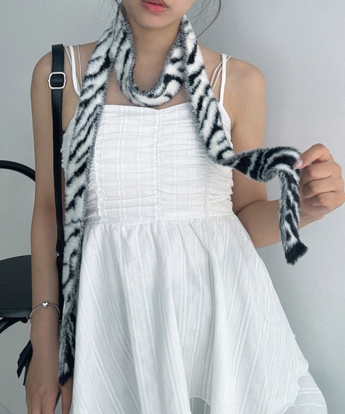 AS KNOW AS plus（アズノゥアズプラス）の「アソート スリムニットマフラー（マフラー・レディース・ベージュ系その他/レオパード/ベージュ系/ピンク系/ホワイト/グリーン系その他/ブルー系その他/ブルー系/グレー/ブラック系その他/ゼブラ/グレー系/ブラック・FREE）」の13枚目の写真