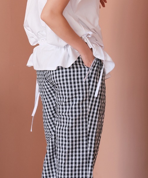 DONOBAN（ドノバン）の「ギンガムタックパンツ（その他パンツ・レディース・ブラック・LONG/SHORT）」の5枚目の写真