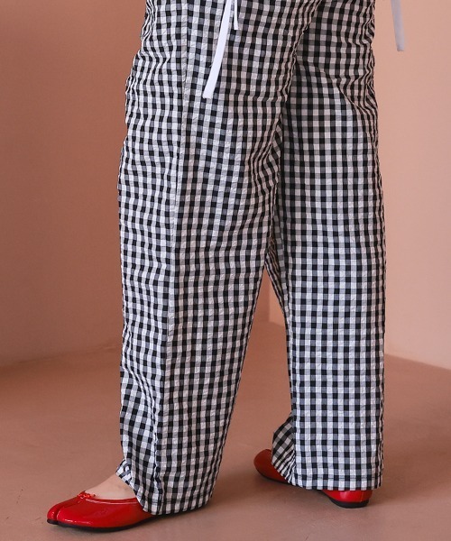 DONOBAN（ドノバン）の「ギンガムタックパンツ（その他パンツ・レディース・ブラック・LONG/SHORT）」の6枚目の写真