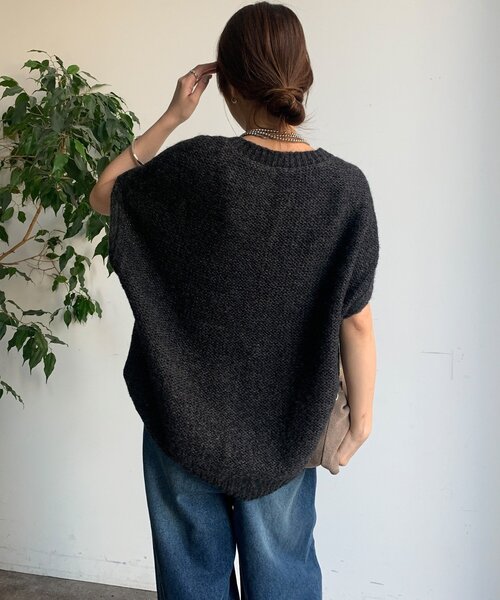 DouDou（ドゥドゥ）の「【新色追加/WEB限定】 ダブルジップ変形ベスト（カーディガン/ボレロ・レディース・ブラック/アイボリー/グレー/ブラウン・FREE）」の14枚目の写真