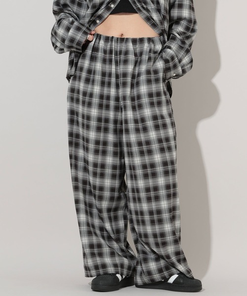 GEORGE'S（ジョージズ）の「オンブレチェックパンツ（その他パンツ・レディース・ブラック/ブルー/ブラウン・SMALL/MEDIUM）」の9枚目の写真