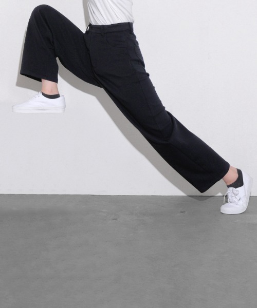 HUG.U（ハグユー）の「ポンチバレルレッグパンツ（スウェットパンツ・レディース・カーキ/ブラック/グレー・L/M/S/XL）」の4枚目の写真