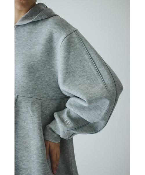 HeRIN.CYE(ヘリンドットサイ)の「Feels foodie cardigan フィールズフーディーカーディガン(カーディガン/ボレロ・レディース・ブラック/ベージュ/グレー・FREE)」の6枚目の写真