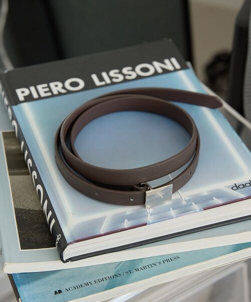 AMERICAN HOLIC（アメリカンホリック）の「スクエアプレートベルト（ベルト・レディース・ブラウン/ブラック・FREE）」の2枚目の写真