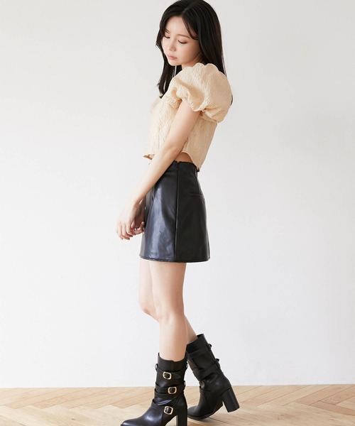 Luan(ルアン)の「【Luan】BELTED MIDDLE BOOTS/ベルト付きミドルブーツ(ブーツ・レディース・ブラック/ブラウン・23/22/21)」の4枚目の写真