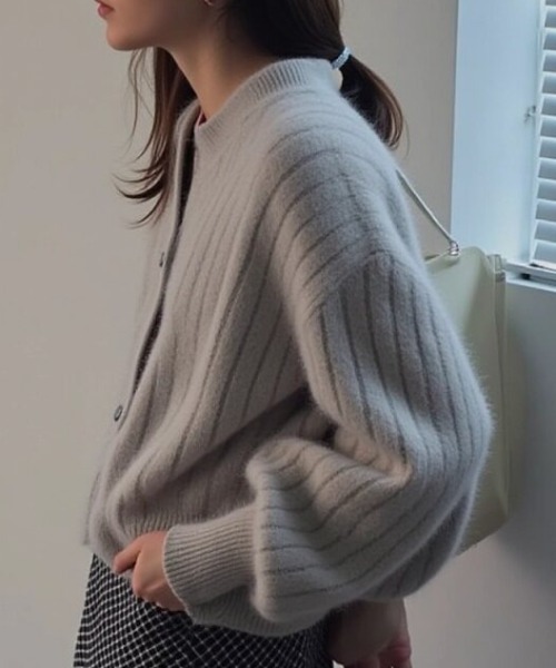 cammie(キャミー)の「モヘヤタッチニットカーディガン(カーディガン/ボレロ・レディース・ブラック/ベージュ/グレー/イエロー・F)」の10枚目の写真