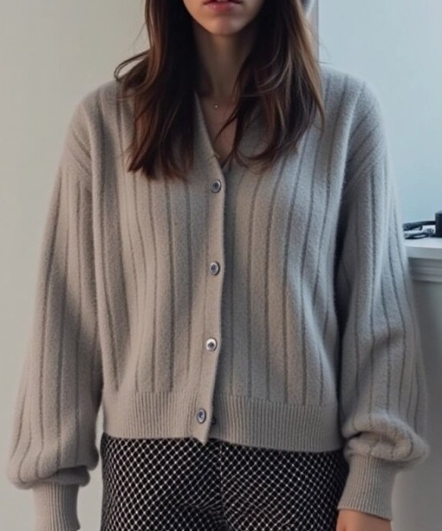 cammie(キャミー)の「モヘヤタッチニットカーディガン(カーディガン/ボレロ・レディース・ブラック/ベージュ/グレー/イエロー・F)」の9枚目の写真