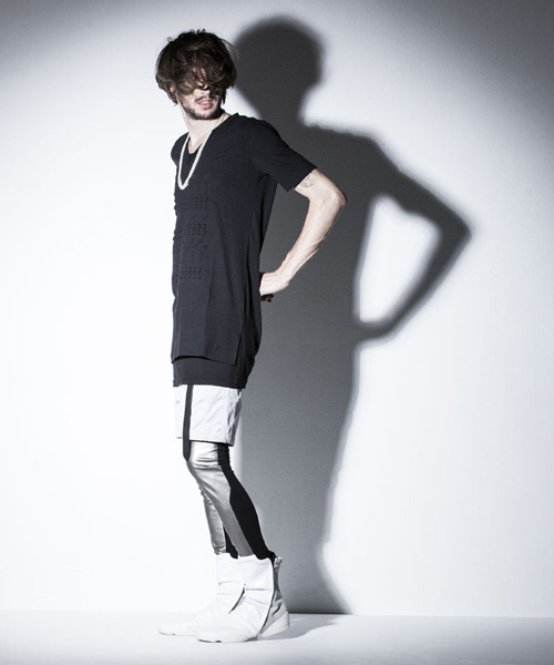 NO ID.（ノーアイディ）の「mp4081-PｽﾄﾚｯﾁﾏﾙﾁｼｰﾑﾚｲﾔｰﾄﾞﾊｰﾌPT（その他パンツ・メンズ・ライトグレー/ブラック・1/3/2）」の6枚目の写真