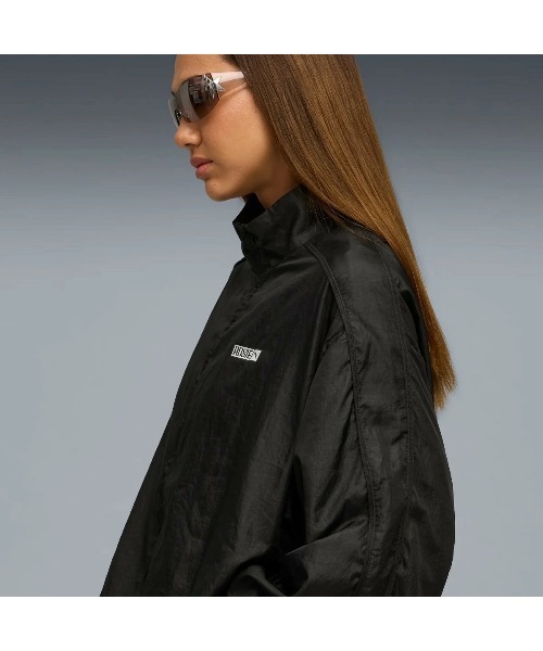 PUMA(プーマ)の「PUMA PUMA x ROSE T7 OVERSIZED TRACK JACKET WV(プーマ プーマ x ロゼ T7 オーバーサイズド トラック ジャケット WV)(ジャージ・レディース・ブラック系/シルバー系・SMALL/MEDIUM/LARGE)」の6枚目の写真