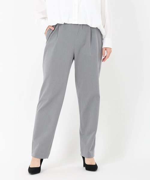 STRAWBERRY-FIELDS(ストロベリーフィールズ)の「セリッシュドライ_タックテーパードパンツ(スラックス・レディース・キャメル/ブラック/グレー・1/2)」の2枚目の写真