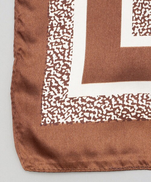 coen（コーエン）の「アソートプリント大判スカーフ（バンダナ/スカーフ・レディース・モカ/コバルトブルー/ネイビー/ブラック・FREE）」の5枚目の写真