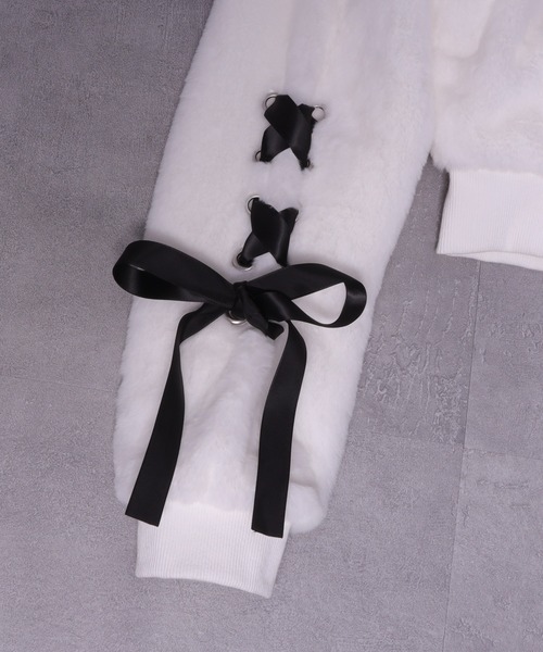 ネコ耳ハートロゴ刺繍ZIPショートファーコート（その他アウター