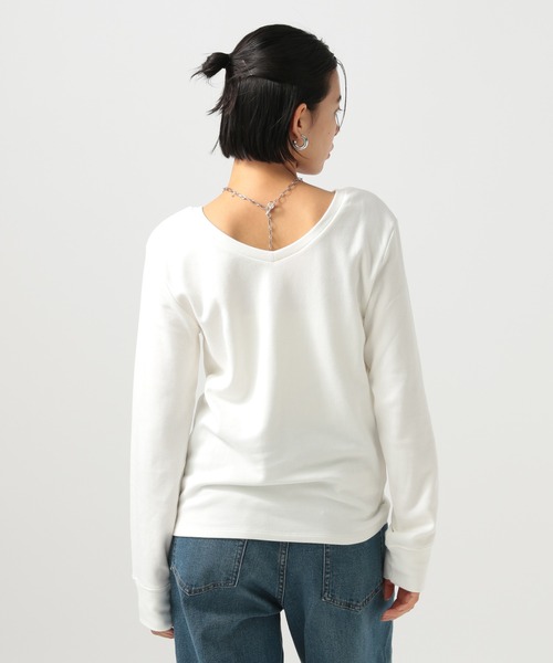 BAYFLOW（ベイフロー）の「[前後VとUネックで着られる]2WAYストレッチスムースロンT（Tシャツ/カットソー・レディース・オフホワイト/グレー/ブラック/ベージュ・SMALL/MEDIUM/LARGE）」の17枚目の写真