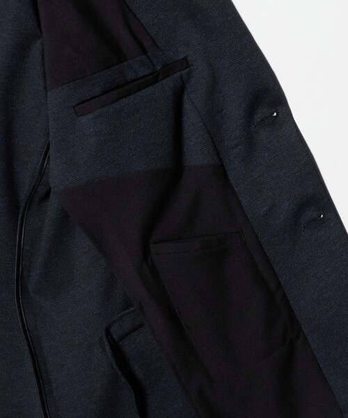 UNITED ARROWS（ユナイテッドアローズ）の「シャークスキン ジャージ  UA COZY ウォッシャブル ストレッチ 防しわ（テーラードジャケット・メンズ・ネイビー/ダークグレー・S/M/XL/L/XXL）」の18枚目の写真