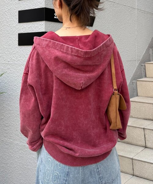 CIAOPANIC TYPY（チャオパニックティピー）の「【UNISEX】ヘビーウェイト加工スキッパーフーディー（パーカー・レディース・グリーン/レッド/ブラウン/ブラック・MEDIUM/LARGE）」の6枚目の写真