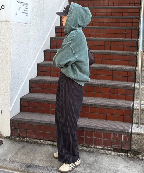 CIAOPANIC TYPY（チャオパニックティピー）の「【UNISEX】ヘビーウェイト加工スキッパーフーディー（パーカー・レディース・グリーン/レッド/ブラウン/ブラック・MEDIUM/LARGE）」の15枚目の写真