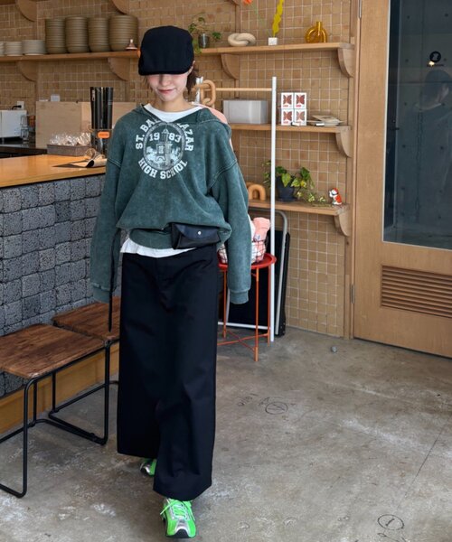 CIAOPANIC TYPY（チャオパニックティピー）の「【UNISEX】ヘビーウェイト加工スキッパーフーディー（パーカー・レディース・グリーン/レッド/ブラウン/ブラック・MEDIUM/LARGE）」の17枚目の写真