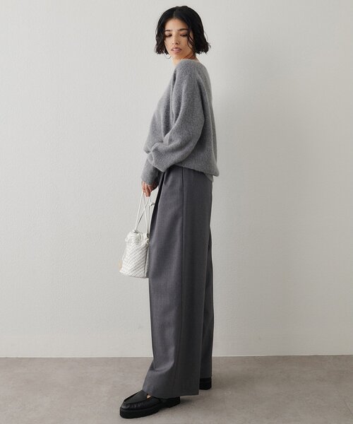 Whim Gazette（ウィムガゼット）の「フォックスウール Vネックプルオーバー（ニット/セーター・レディース・グレー/モカ/ミント/オフホワイト/ベビーピンク/ネイビー/ブラック・FREE）」の14枚目の写真