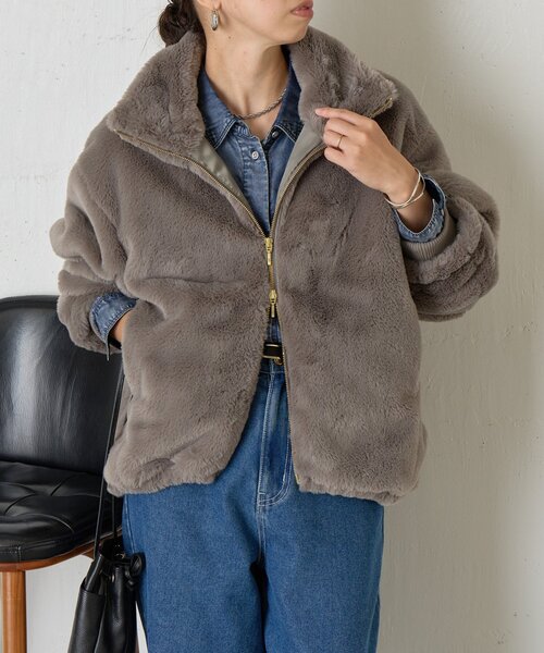 Jena espace merveilleux（ジェナ　エスパスメルヴェイユ）の「エコファースタンドネックジャケット（その他アウター・レディース・グレー/ブラウン・FREE）」の8枚目の写真