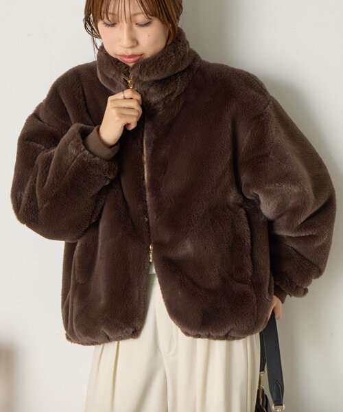 Jena espace merveilleux（ジェナ　エスパスメルヴェイユ）の「エコファースタンドネックジャケット（その他アウター・レディース・グレー/ブラウン・FREE）」の15枚目の写真