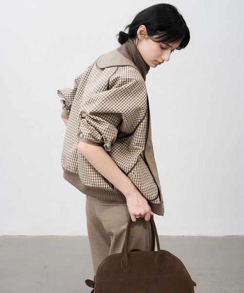 tageechita(タジチタ)の「【tageechita】 リバースルックオーバーサイズクロップ チェックショートジャケット(ブルゾン・レディース・ベージュ・S/M/L)」の9枚目の写真