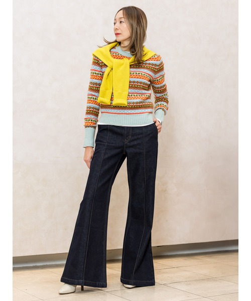 Banana Republic（バナナリパブリック）の「ハイライズ スーパー フレアージーンズ（デニムパンツ・レディース・インディゴブルー・24/25/28/27/26）」の2枚目の写真