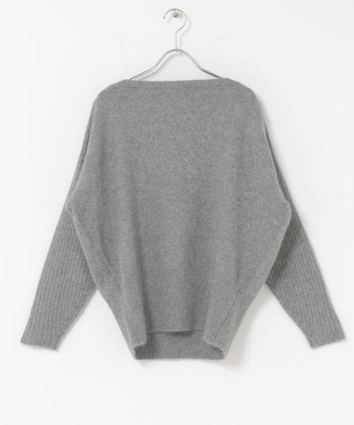 URBAN RESEARCH ROSSO WOMEN（アーバンリサーチ　ロッソ）の「エアリーニット2WAYネックプルオーバー（ニット/セーター・レディース・ベージュ/グレー・FREE）」の12枚目の写真