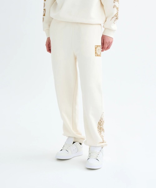 RVCA(ルーカ)の「RVCA レディース BAGGY BF SWEAT PANTS セットアップボトムス 【2025年秋冬モデル】 @autumn/ルーカスウェットパンツ(スウェットパンツ・レディース・オフホワイト/ブラック・MEDIUM/SMALL)」の3枚目の写真