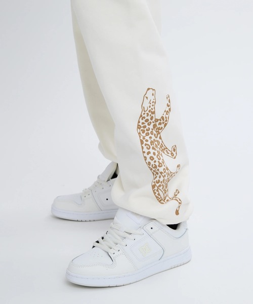 RVCA(ルーカ)の「RVCA レディース BAGGY BF SWEAT PANTS セットアップボトムス 【2025年秋冬モデル】 @autumn/ルーカスウェットパンツ(スウェットパンツ・レディース・オフホワイト/ブラック・MEDIUM/SMALL)」の8枚目の写真