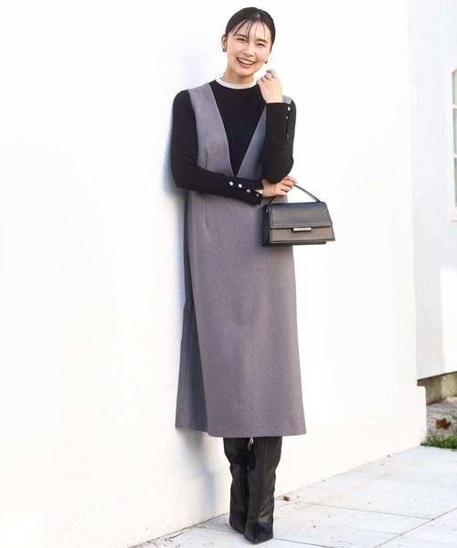 MK MICHEL KLEIN（エムケーミッシェルクラン）の「ウールライク V