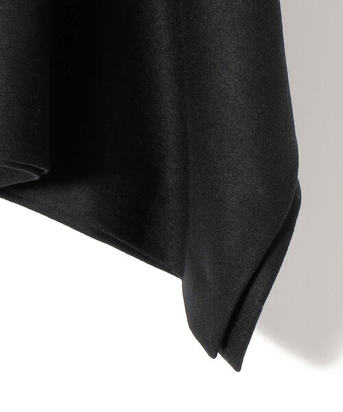 SHIPS（シップス）の「【SHIPS別注】Nell:ウール ジャージー ポンチョ（その他トップス・レディース・ブラック・ONE SIZE）」の5枚目の写真
