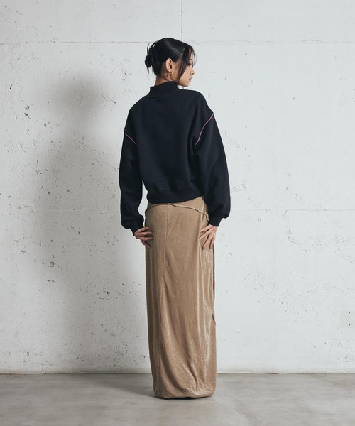 NIKE（ナイキ）の「ナイキ スポーツウェア フェニックス フリース ウィメンズ モックネック スウェットシャツ / Nike Sportswear Phoenix Fleece Women's Mock-Neck Sweatshirt IM7491-010 Black（スウェット・レディース・ブラック・L/M/S/XS/XL）」の5枚目の写真