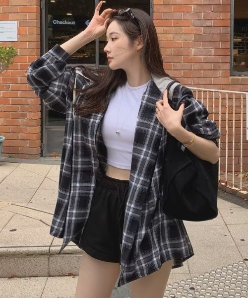 .KOM（ドットコム）の「A'GEM/9 × .kom 『.KOM/ドットケーオーエム』HOOD LAYERED CHECK SHIRT/Y2Kフードレイヤードチェックシャツ（シャツ/ブラウス・レディース・ブルー/ブラック・FREE）」の3枚目の写真
