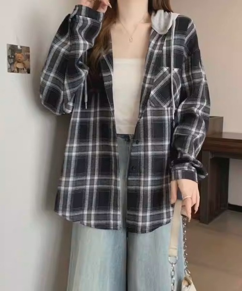 .KOM（ドットコム）の「A'GEM/9 × .kom 『.KOM/ドットケーオーエム』HOOD LAYERED CHECK SHIRT/Y2Kフードレイヤードチェックシャツ（シャツ/ブラウス・レディース・ブルー/ブラック・FREE）」の7枚目の写真
