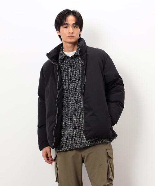 COMME CA ISM（コムサイズム）の「ポリエステル タッサー 機能中綿 スタンドカラーブルゾン（ブルゾン・メンズ・グレー/ブラック・LARGE/MEDIUM）」の2枚目の写真