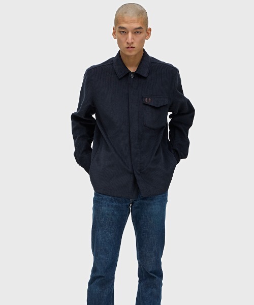 FRED PERRY（フレッドペリー）の「Corduroy Overshirt／コーデュロイオーバーシャツ（シャツ/ブラウス・メンズ・ネイビー/グリーン・M/L）」の21枚目の写真