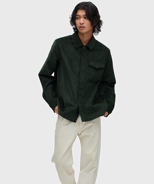 FRED PERRY（フレッドペリー）の「Corduroy Overshirt／コーデュロイオーバーシャツ（シャツ/ブラウス・メンズ・ネイビー/グリーン・M/L）」の11枚目の写真