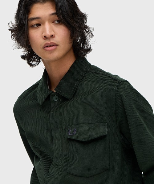 FRED PERRY（フレッドペリー）の「Corduroy Overshirt／コーデュロイオーバーシャツ（シャツ/ブラウス・メンズ・ネイビー/グリーン・M/L）」の12枚目の写真