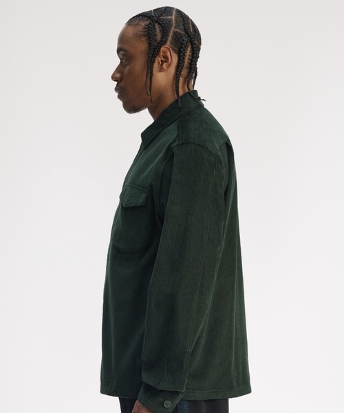 FRED PERRY（フレッドペリー）の「Corduroy Overshirt／コーデュロイオーバーシャツ（シャツ/ブラウス・メンズ・ネイビー/グリーン・M/L）」の18枚目の写真