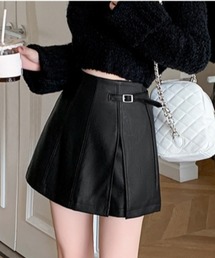 dream in the cradle（ドリームインザクレイドル）の「サイドベルト PUレザーミニパンツスカート（スカート・レディース）」