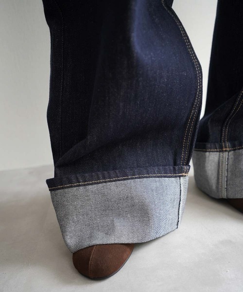 Rashik(ラシク)の「ロールアップルーズデニム(デニムパンツ・レディース・インディゴブルー/ブラック・S/M)」の20枚目の写真