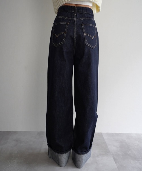 Rashik(ラシク)の「ロールアップルーズデニム(デニムパンツ・レディース・インディゴブルー/ブラック・S/M)」の18枚目の写真