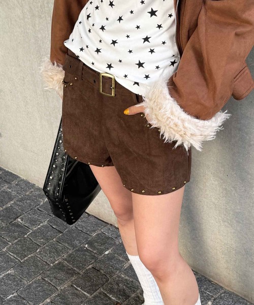 HALEY PESCA(ヘーリーペスカ)の「HALEY PESCA/【ベルト付属】フェイクスエード スタッズショートパンツ(その他パンツ・レディース・ブラック/ブラウン・SMALL/MEDIUM)」の11枚目の写真
