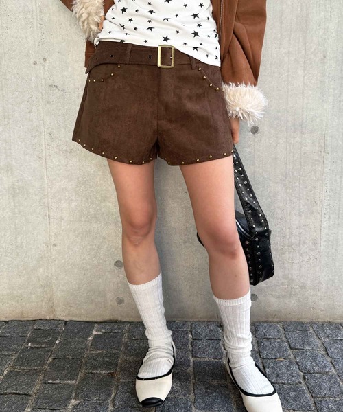 HALEY PESCA(ヘーリーペスカ)の「HALEY PESCA/【ベルト付属】フェイクスエード スタッズショートパンツ(その他パンツ・レディース・ブラック/ブラウン・SMALL/MEDIUM)」の14枚目の写真
