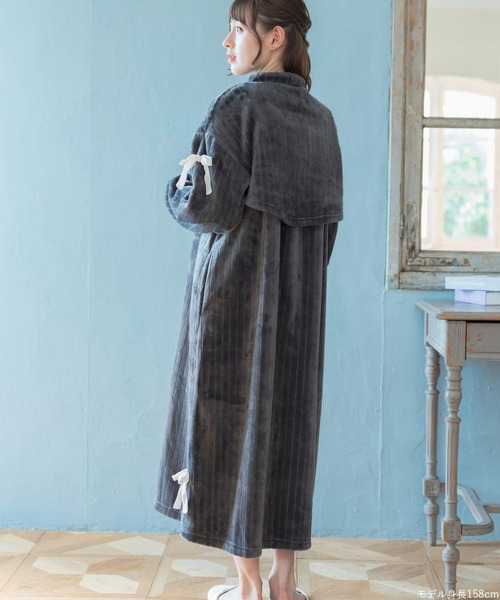 fran de lingerie（フランデランジェリー）の「もこもこ ワンピース ルームウェア パジャマ 冬 あったか 着る毛布 部屋着 レディース モコモコ「メモリーフリース」（ルームウェア/パジャマ・レディース・ホワイト系その他/ダークグレー/ピンク系その他2・M-L）」の9枚目の写真