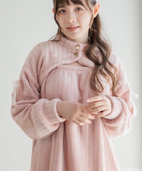 fran de lingerie（フランデランジェリー）の「もこもこ ワンピース ルームウェア パジャマ 冬 あったか 着る毛布 部屋着 レディース モコモコ「メモリーフリース」（ルームウェア/パジャマ・レディース・ホワイト系その他/ダークグレー/ピンク系その他2・M-L）」の17枚目の写真